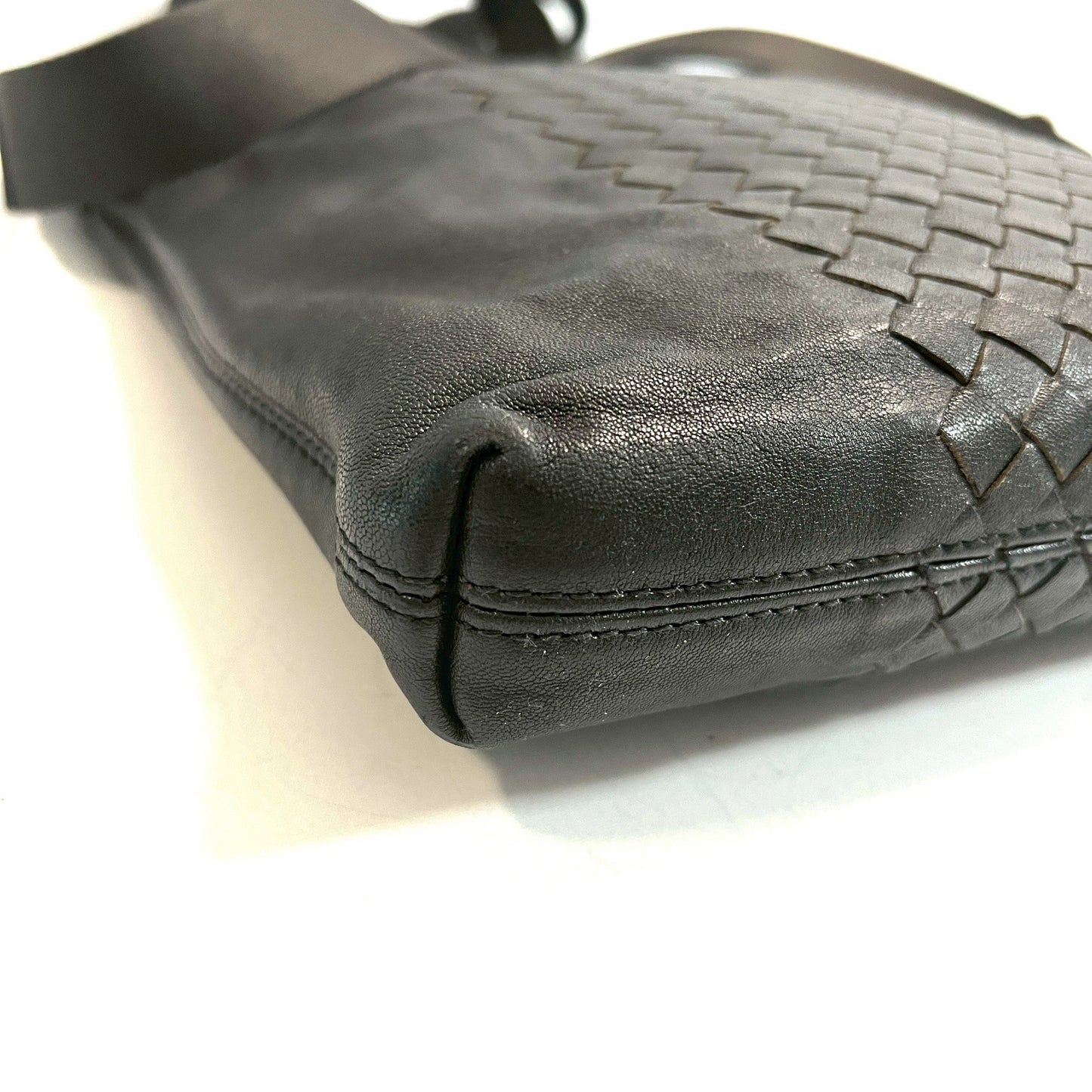 BOTTEGA VENETA ショルダーバッグ イントレチャート