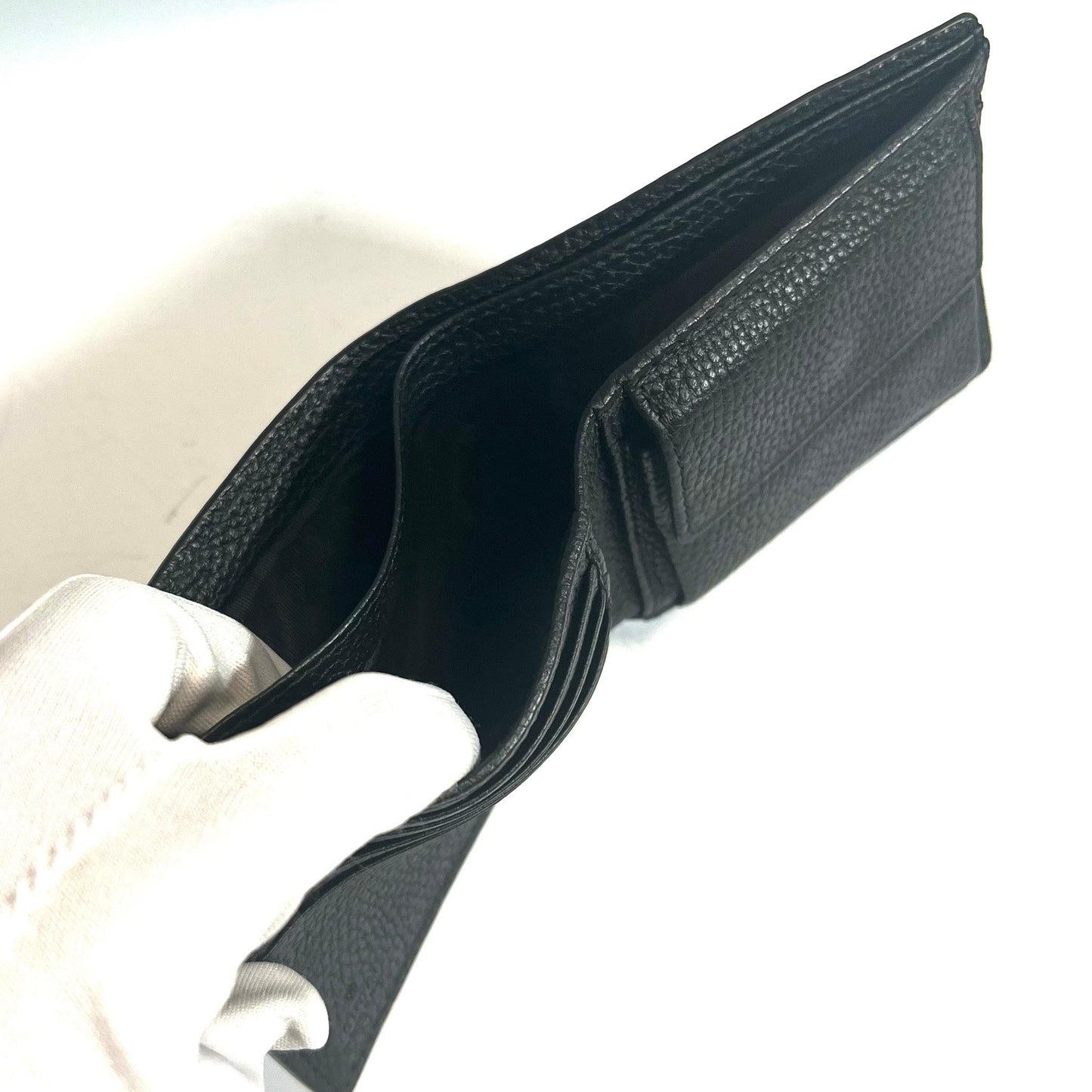 GUCCI Jumbo GG Bi-fold Wallet