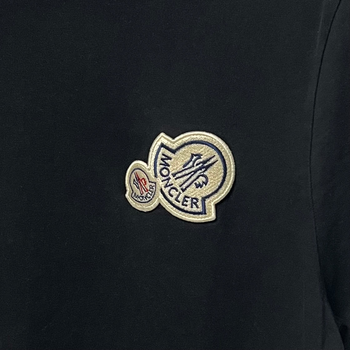 MONCLER モンクレール Tシャツ ダブルワッペン ブラック