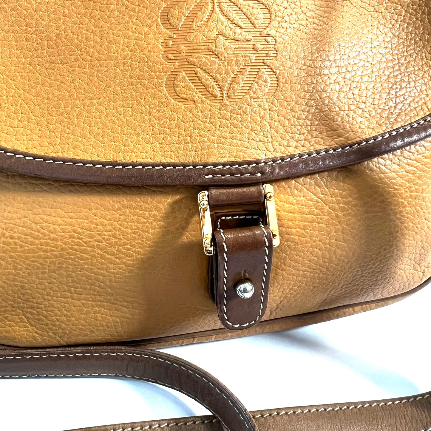 LOEWE ロエベ ショルダーバッグ オールド アナグラム