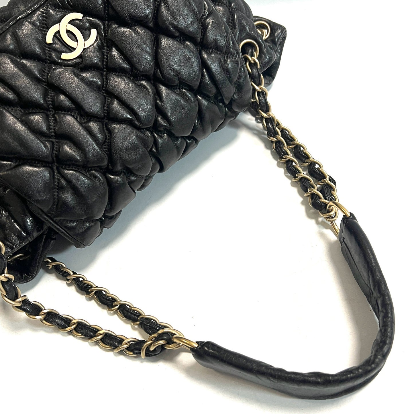 CHANEL シャネル ワンショルダーバッグ バブルキルト マトラッセ