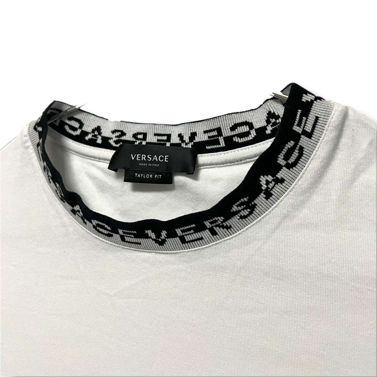 VERSACE ヴェルサーチ ヴェルサーチェ Tシャツ ホワイト モックネック