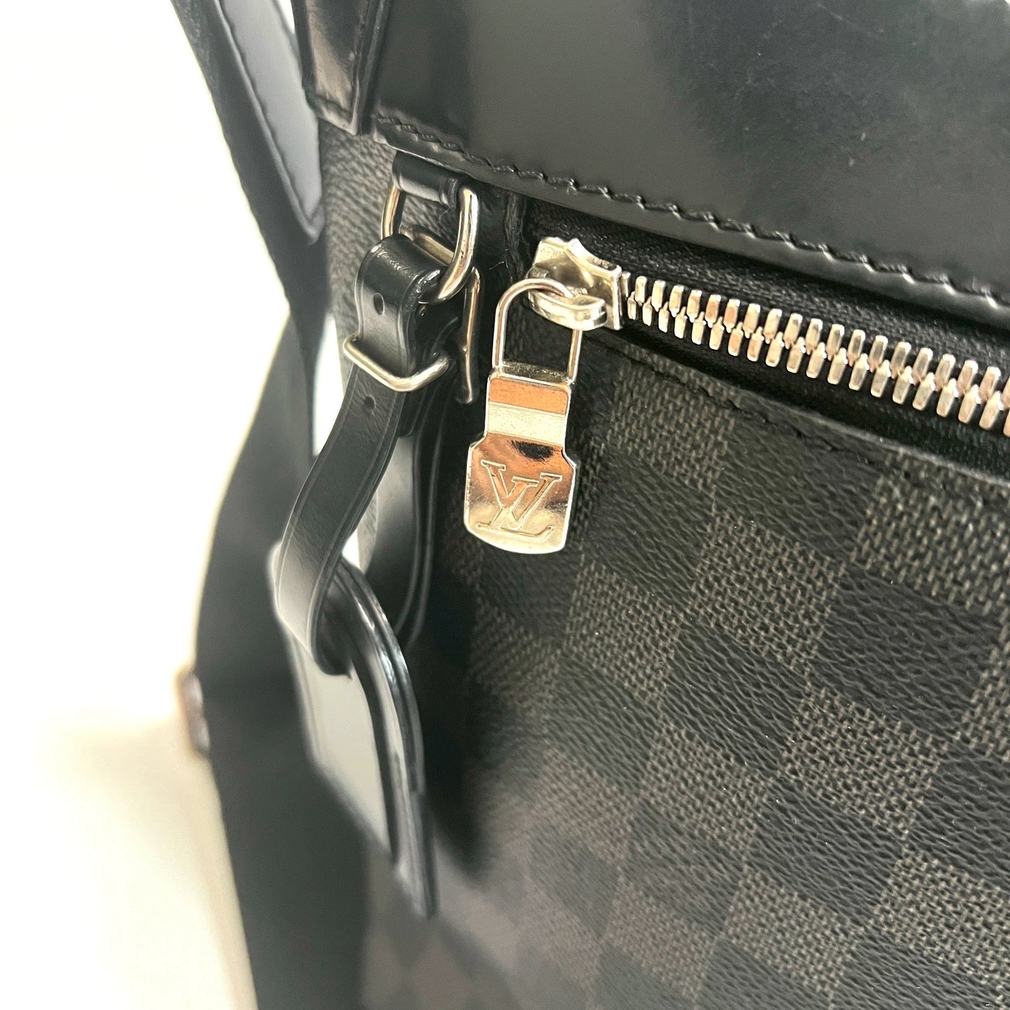 ルイヴィトン ショルダーバッグ ミック PM NM