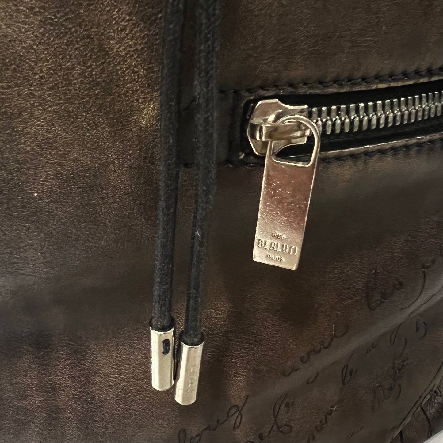 Berluti ベルルッティ リュック カリグラフィ スクリット