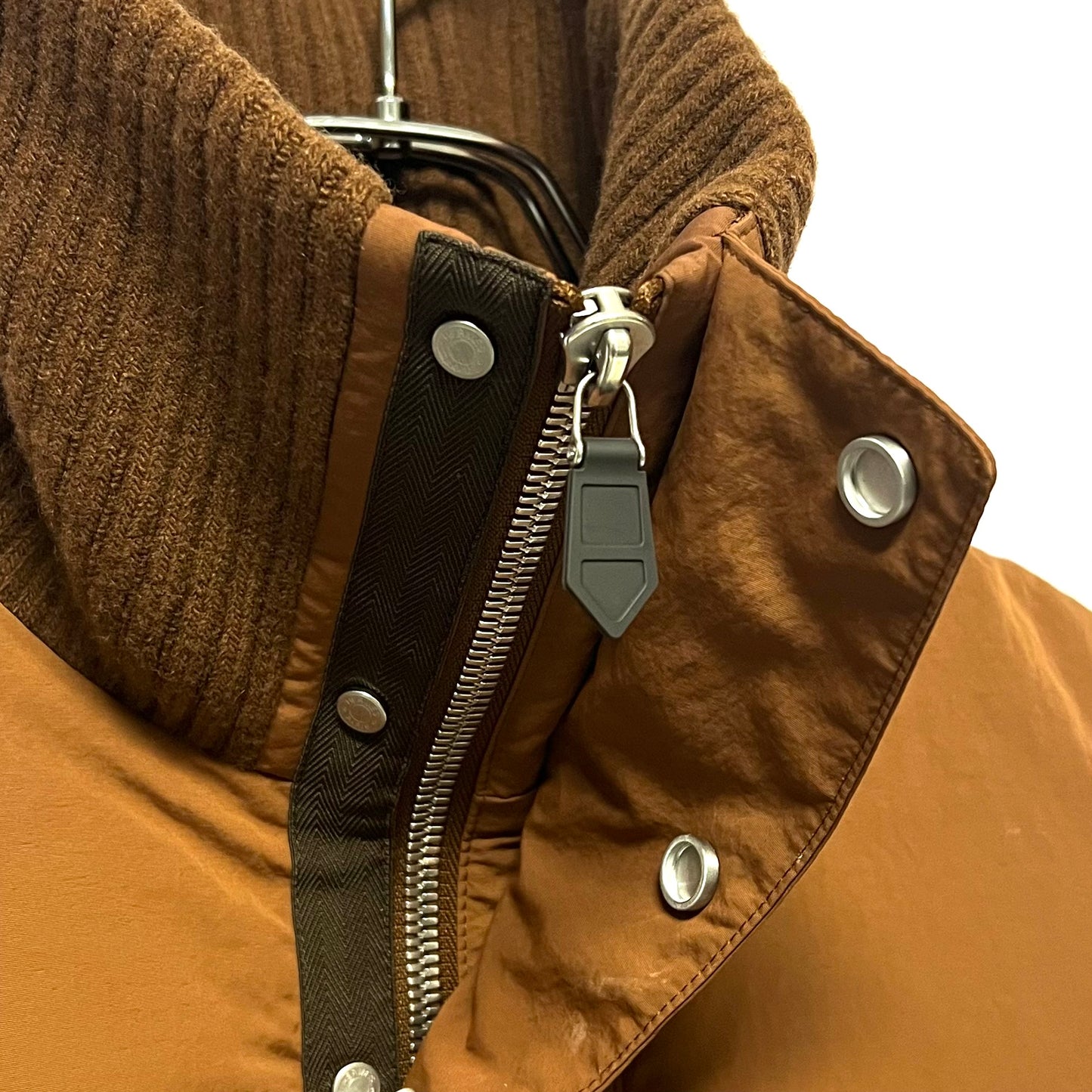 HERMES エルメス 23AW ダウンベスト キルティング