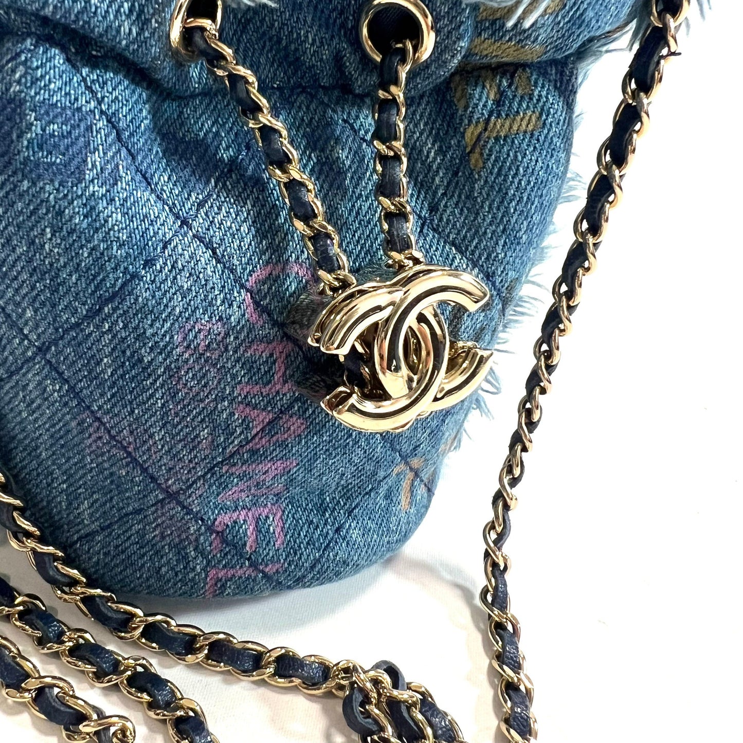 CHANEL シャネル チェーンショルダーバッグ ミニバケット