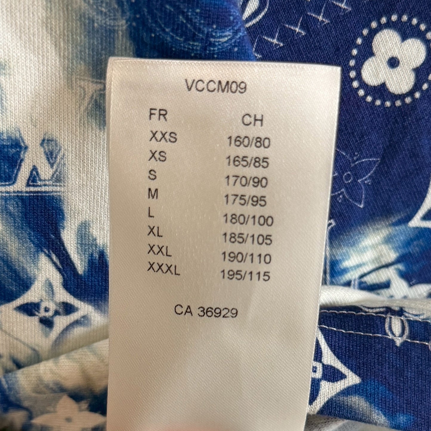 ルイヴィトン Tシャツ モノグラム バンダナ