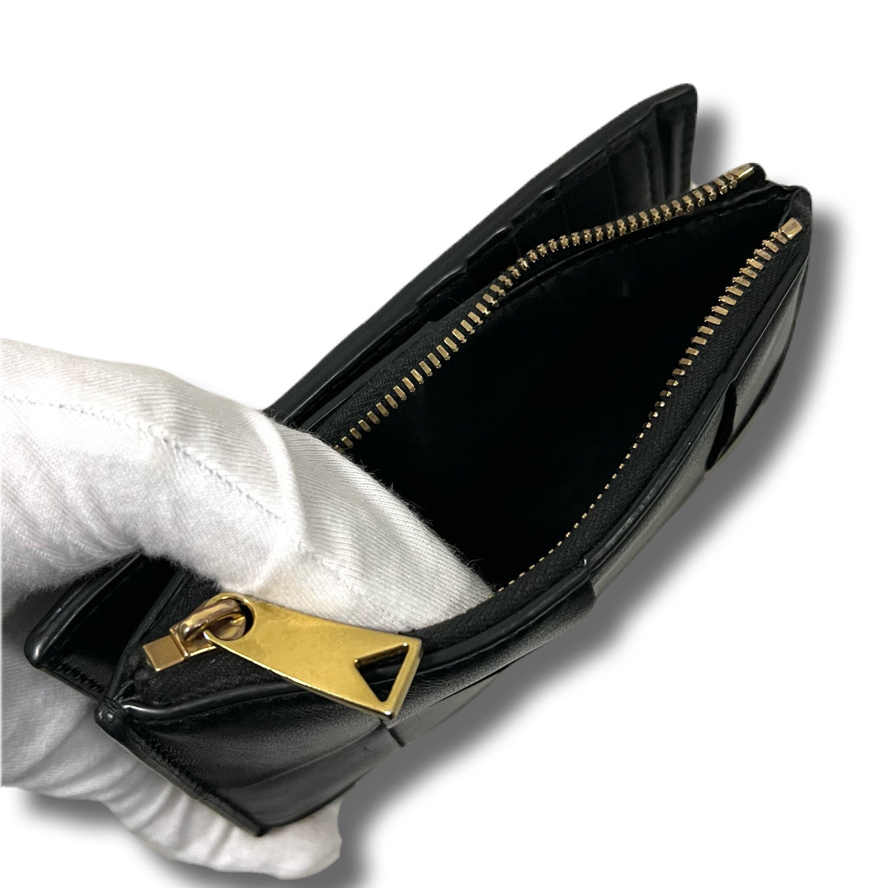 Bottega Veneta Maxi Intrecciato Folding Wallet