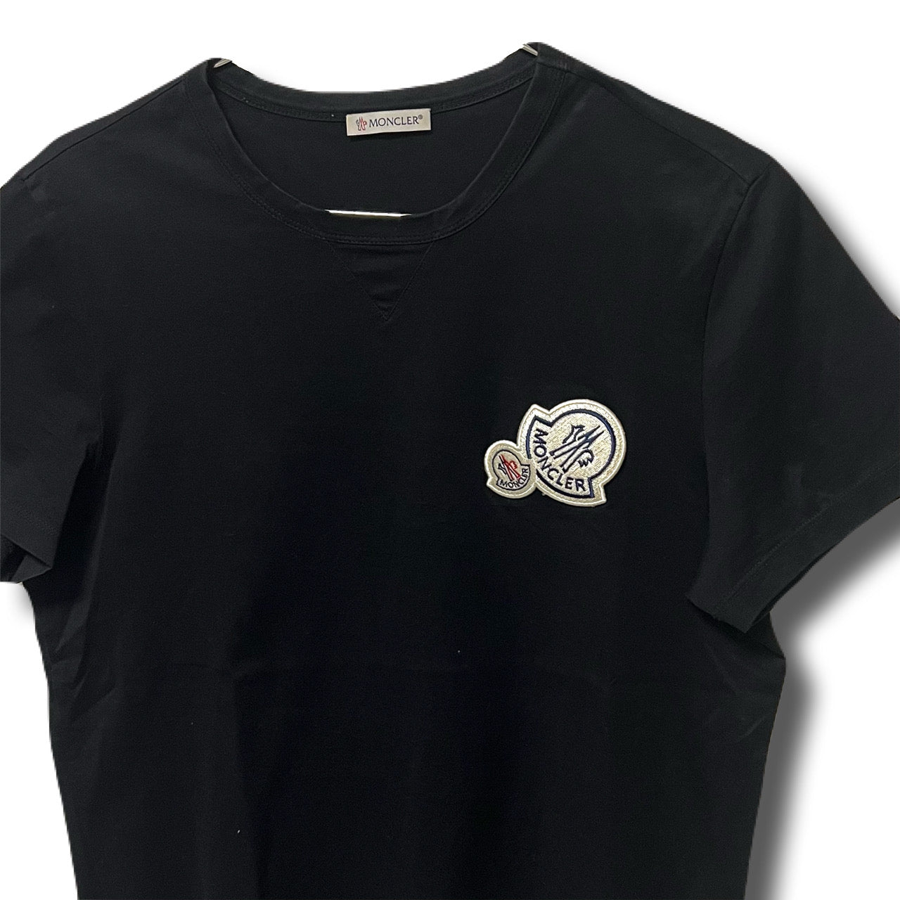 MONCLER モンクレール Tシャツ ブラック ダブルワッペン