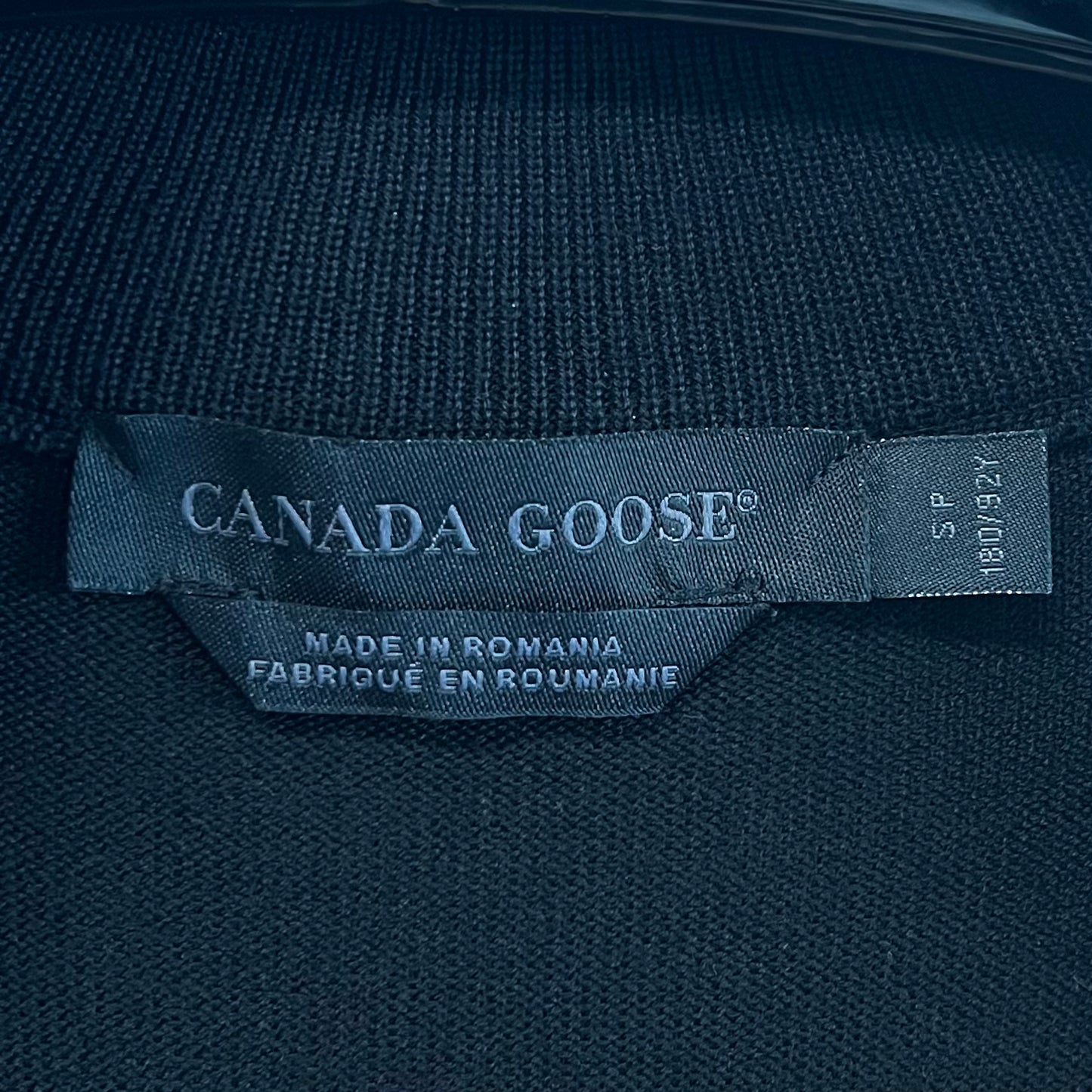 CANADA GOOSE カナダグース ダウンニット ブラックレーベル
