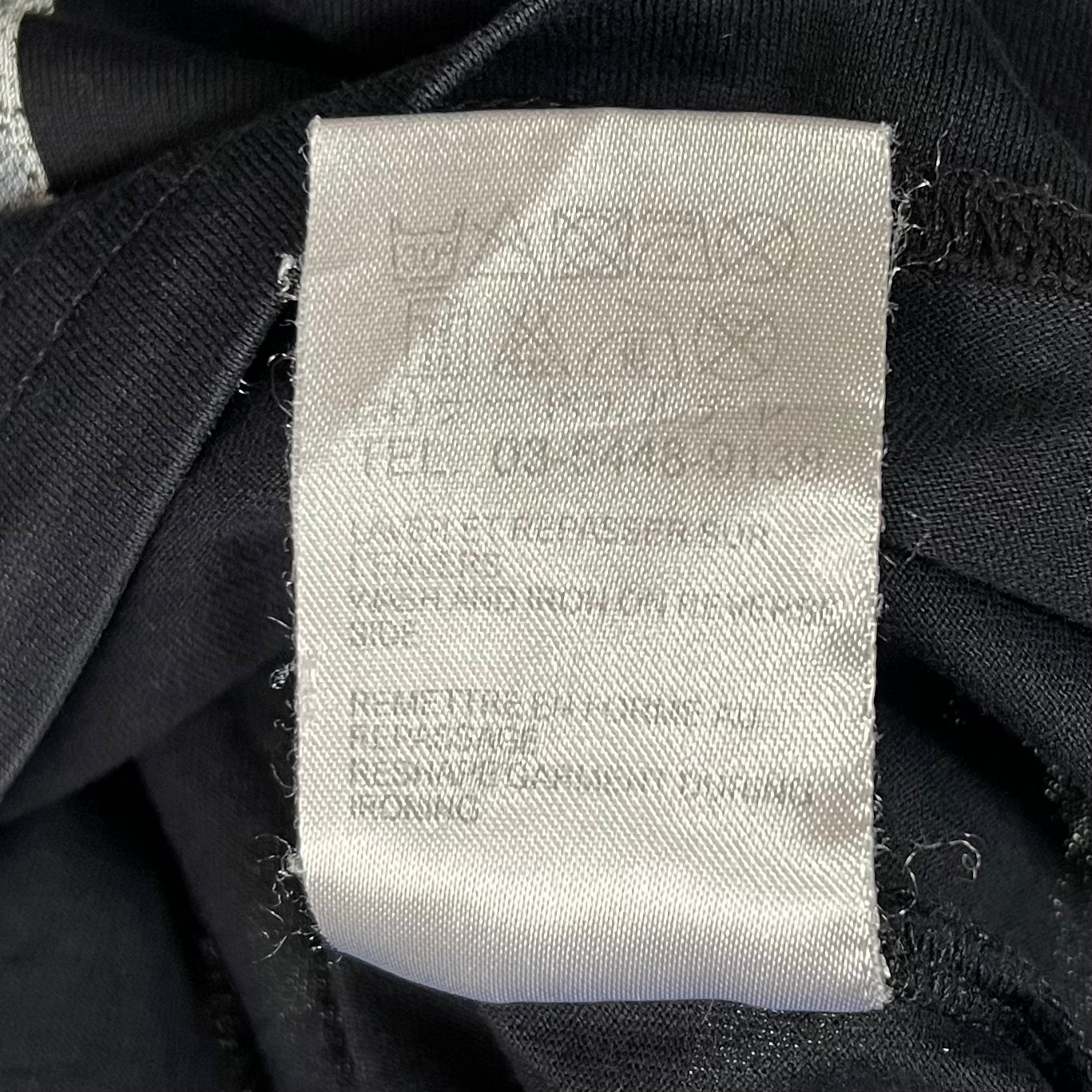 GIVENCHY T-shirt in black with star print