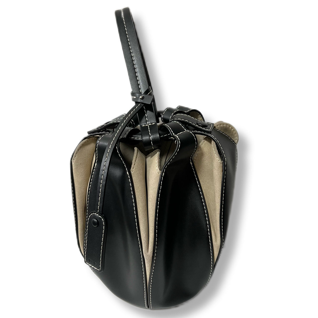 VASIC handbag PETAL black