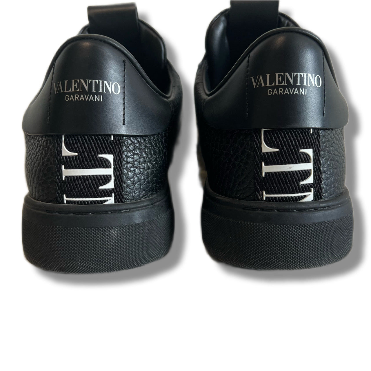 VALENTINO Valentino sneakers in leather and black