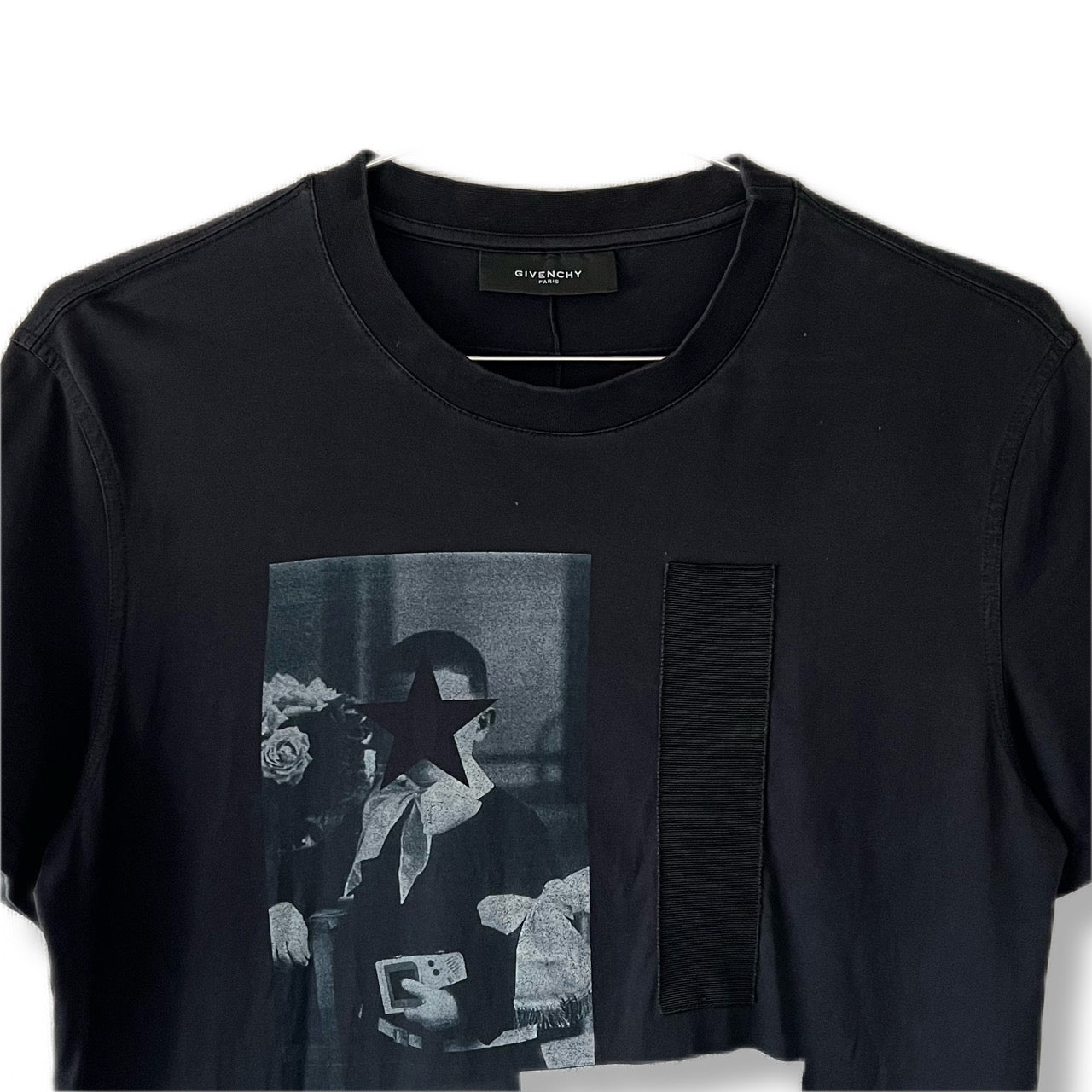GIVENCHY T-shirt in black with star print