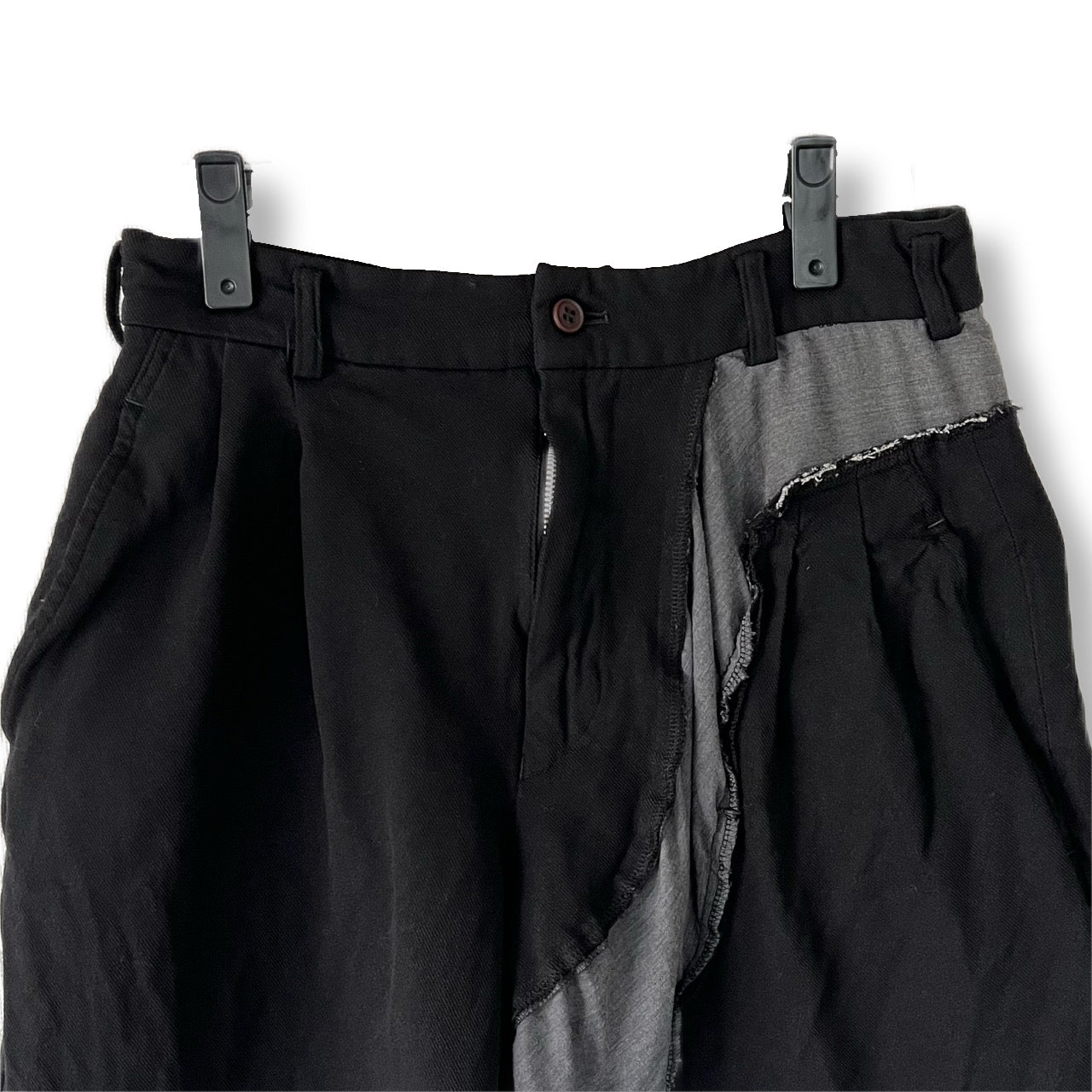 COMME des GARCONS Comme des Garcons Shorts Shorts Asymmetrical Black