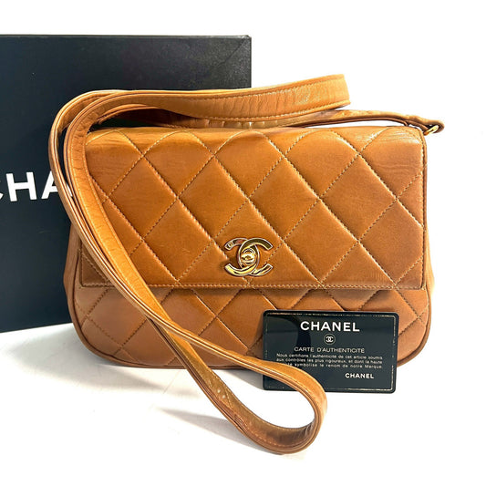 CHANEL シャネル ショルダーバッグ マトラッセ ココマーク