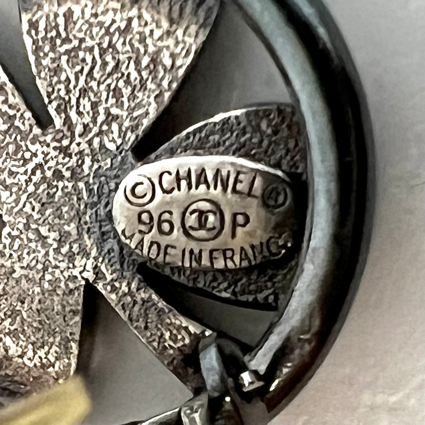 CHANEL シャネル　イヤリング　クローバー　サークル