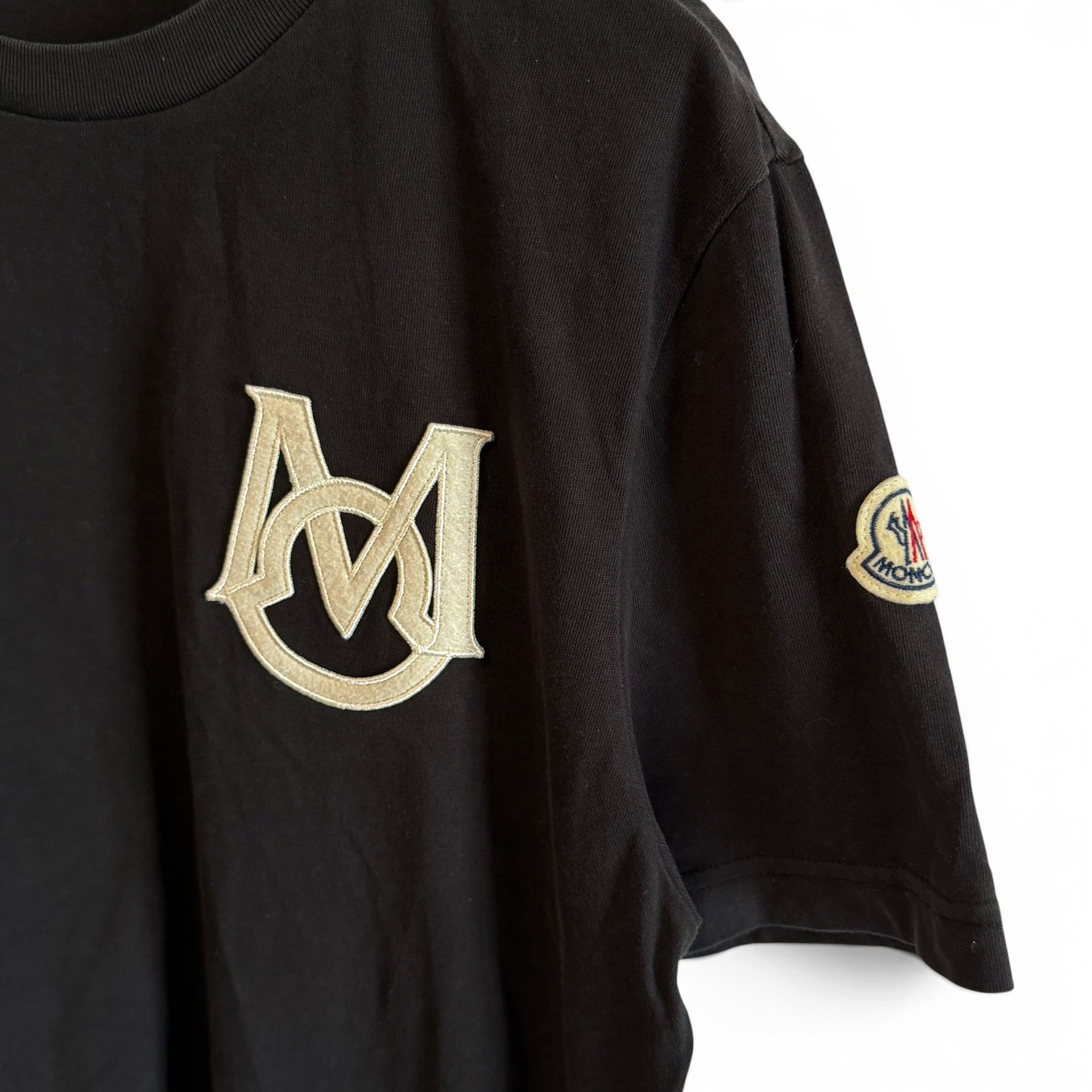 モンクレール 現行 Tシャツ モノグラムパッチ