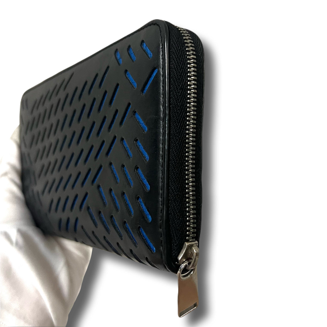 Bottega Veneta ボッテガヴェネタ　長財布　ジップ