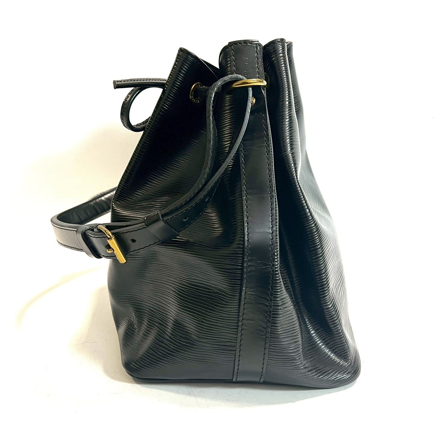 LOUIS VUITTON ルイヴィトン ノエ ショルダーバッグ エピ 巾着