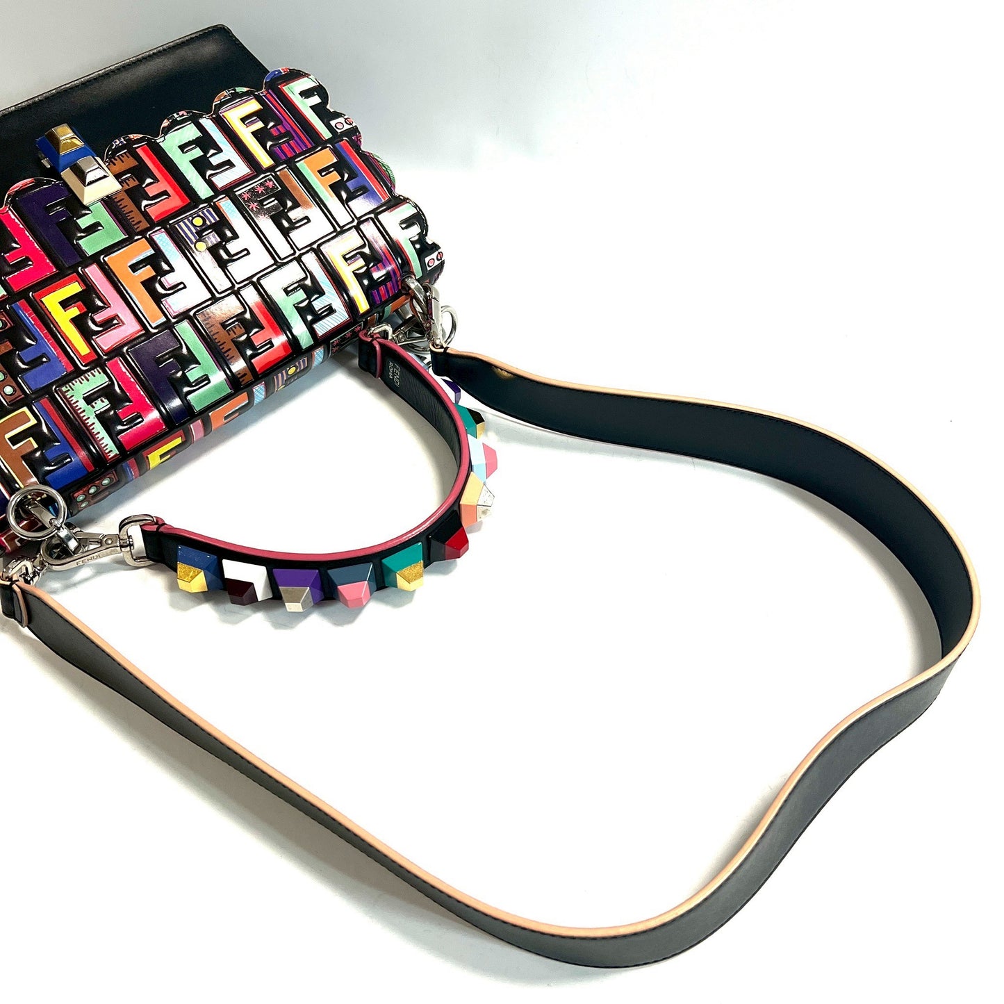 FENDI フェンディ ショルダーバッグ キャナイ ズッカ 2WAY