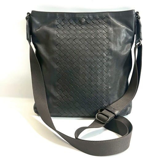 BOTTEGA VENETA ショルダーバッグ イントレチャート