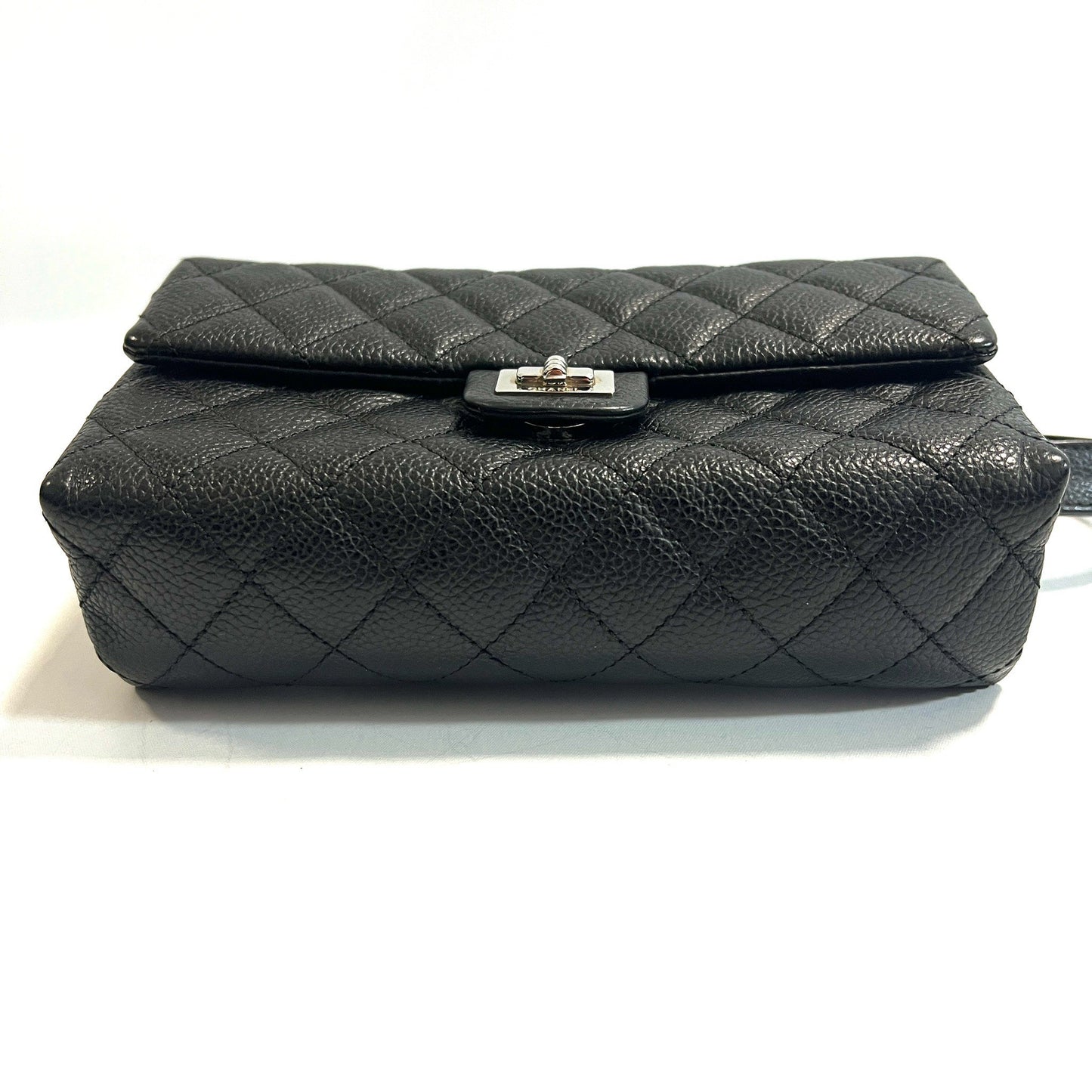 CHANEL シャネル ウエストポーチ ボディバッグ マトラッセ