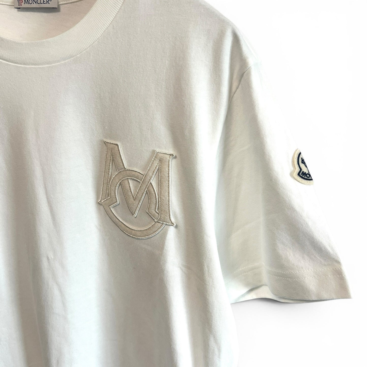モンクレール 現行 Tシャツ モノグラムパッチ