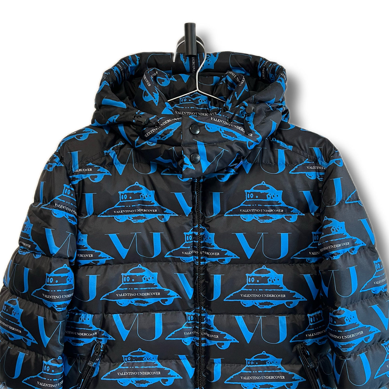 VALENTINO × UNDERCOVER コラボ　ヴァレンティノ×アンダーカバー　ダウンジャケット