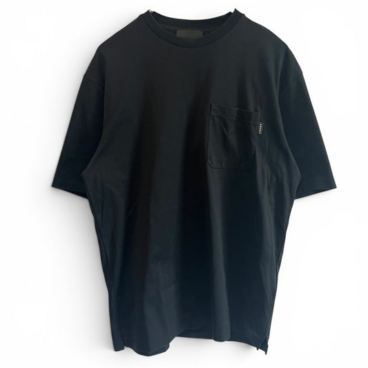 プラダ Tシャツ オーバーサイズ Re-Nylon