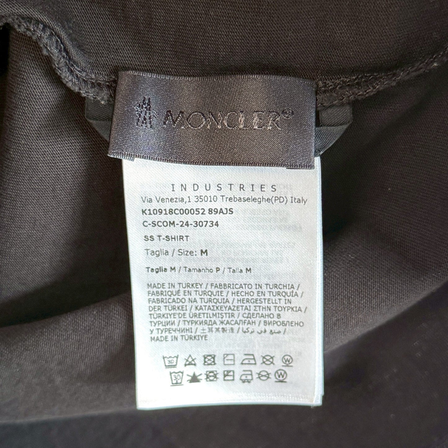 モンクレール Tシャツ ロゴプリント 肩ロゴ