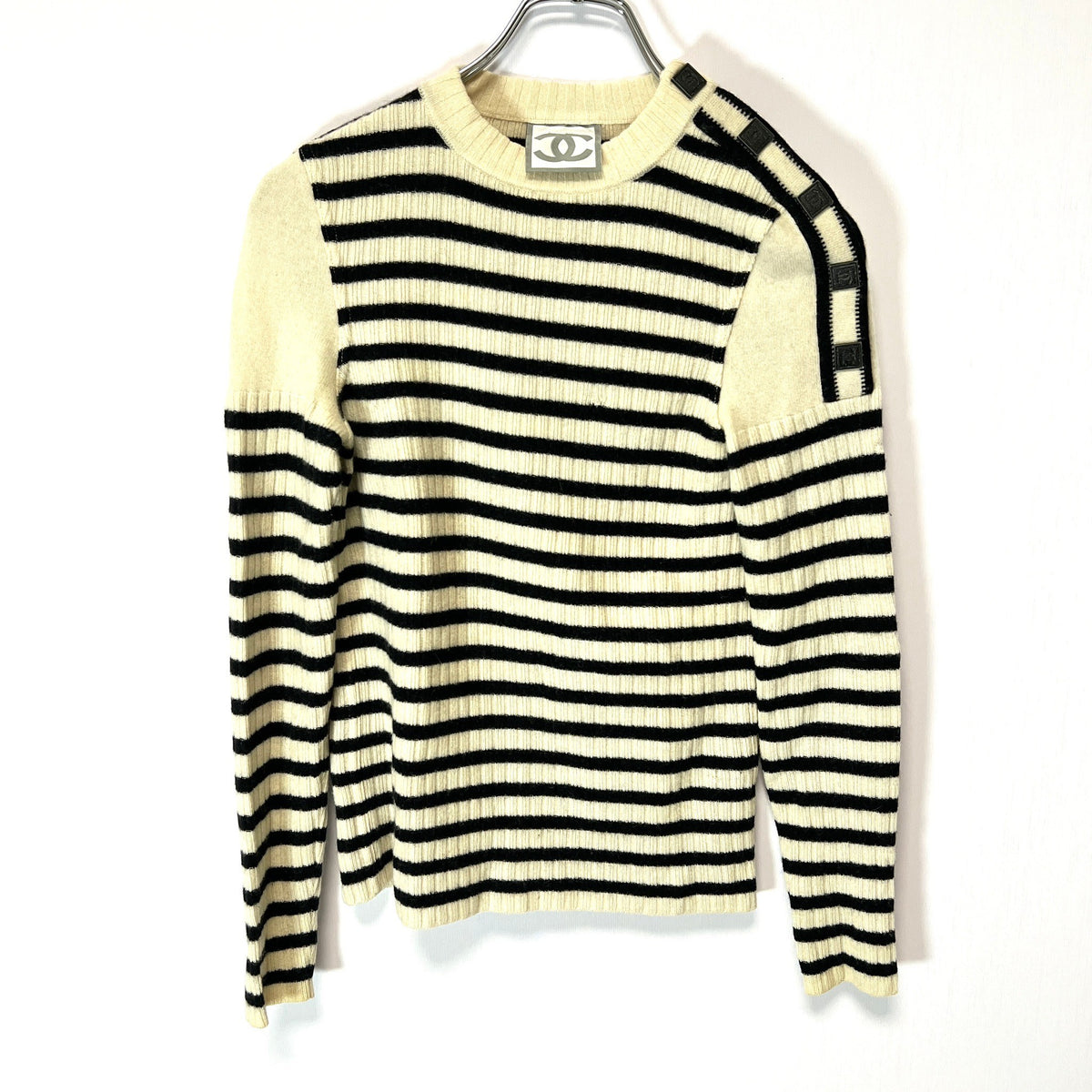 CHANEL シャネル ニットセーター ボーダー ココマークボタン – REKNOW