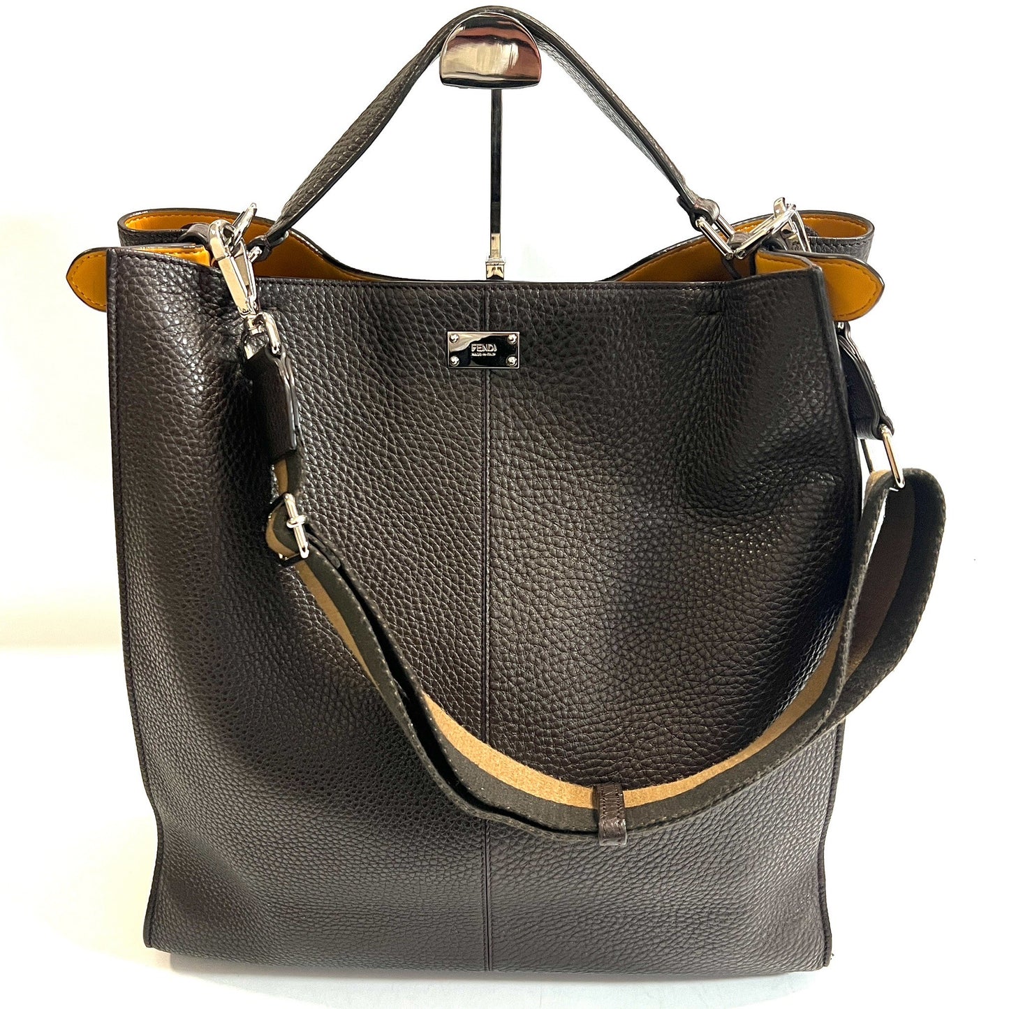 FENDI フェンディ トートバッグ ピーカブー エックスライト ズッカ