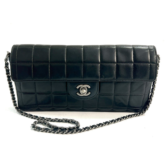 CHANEL シャネル ショルダーバッグ チョコバー マトラッセ
