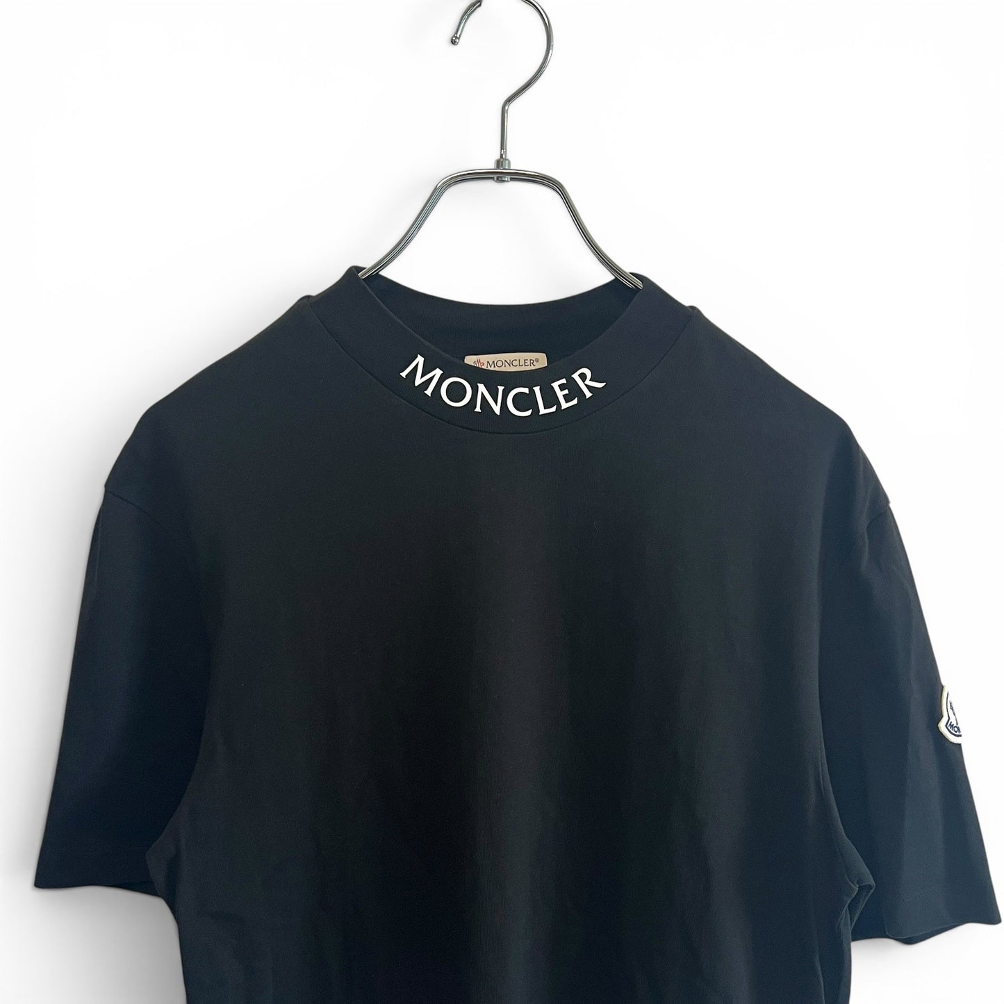モンクレール Tシャツ モックネック 肩ロゴ