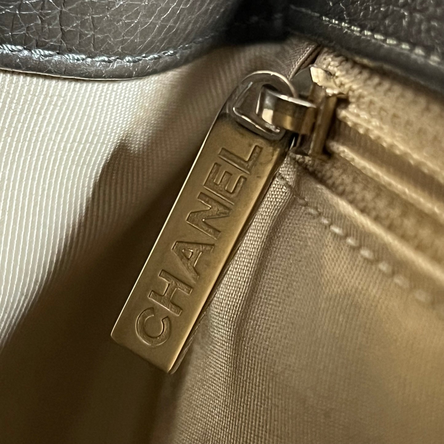 CHANEL シャネル　マトラッセ ショルダーバッグ　トップハンドル