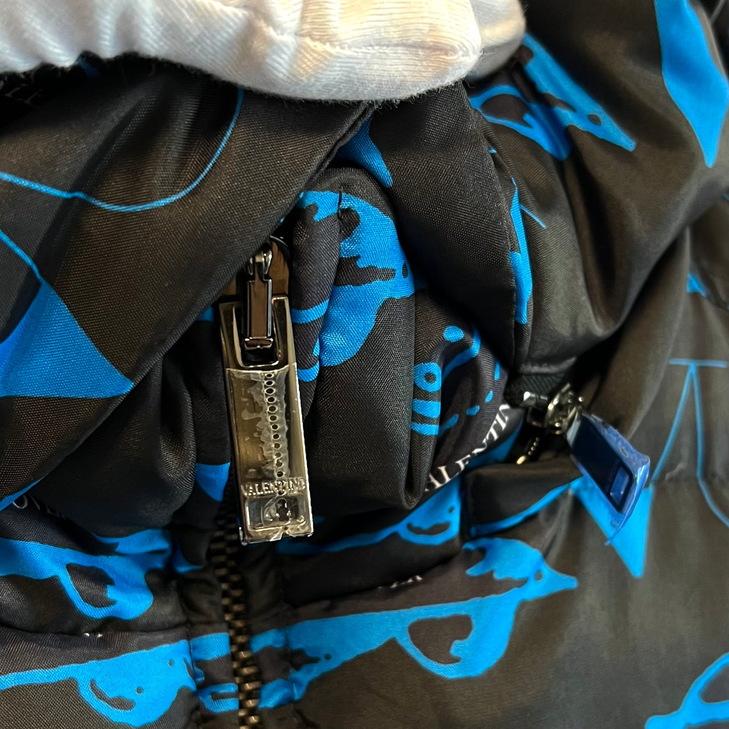 VALENTINO × UNDERCOVER コラボ　ヴァレンティノ×アンダーカバー　ダウンジャケット