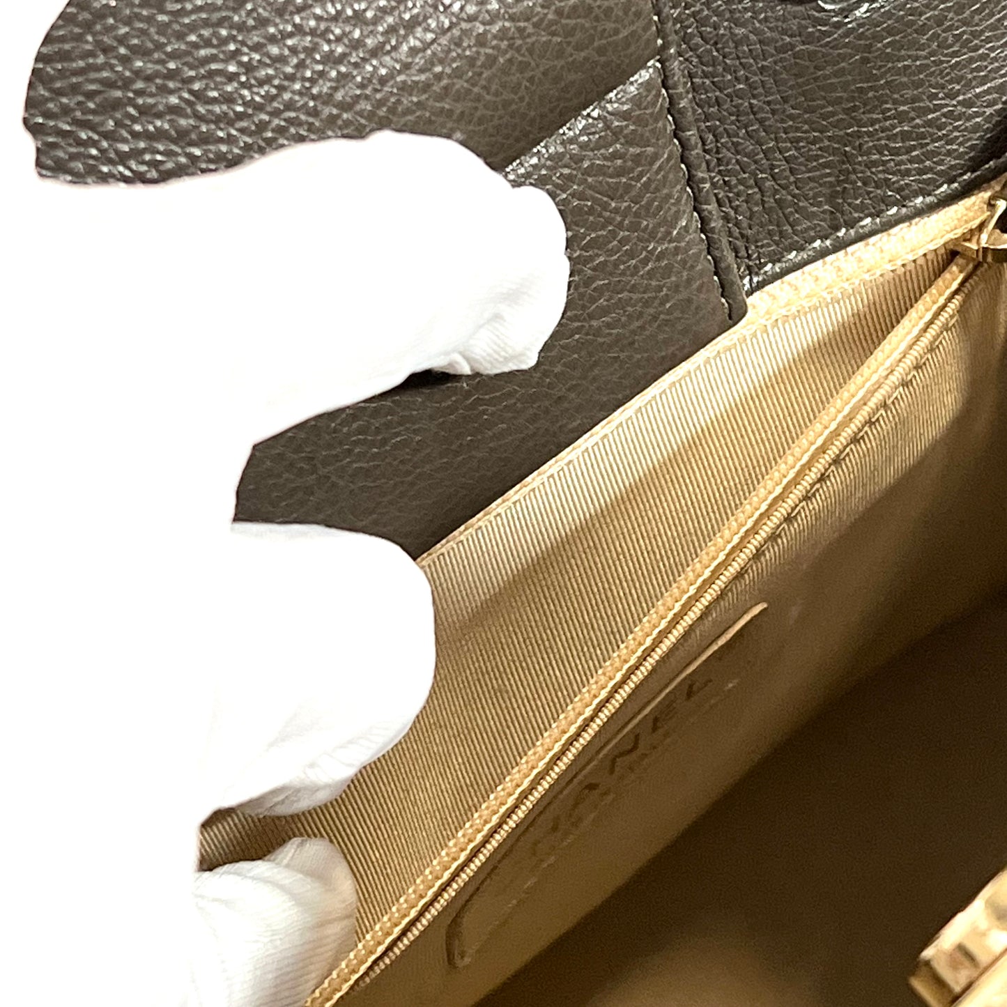 CHANEL シャネル　マトラッセ ショルダーバッグ　トップハンドル