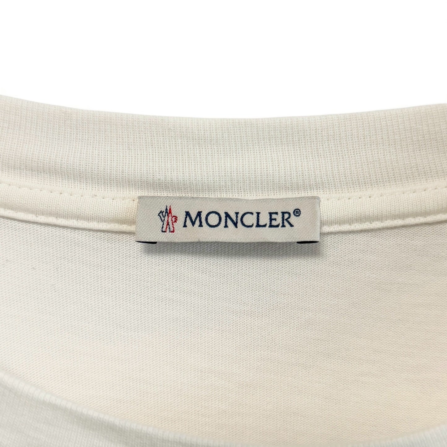 モンクレール 現行 Tシャツ モノグラムパッチ