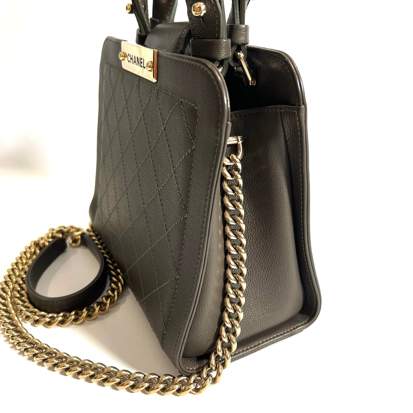 CHANEL シャネル　マトラッセ ショルダーバッグ　トップハンドル