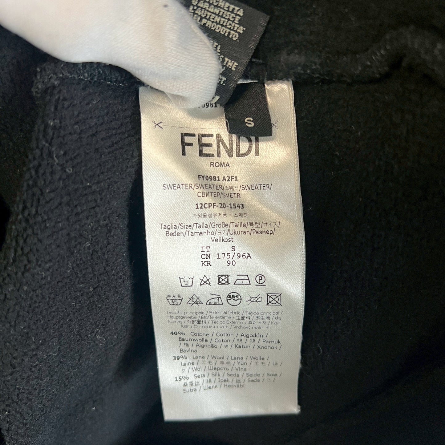 FENDI フェンディ パーカー サイドライン