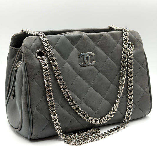 CHANEL シャネル マトラッセ ショルダーバッグ