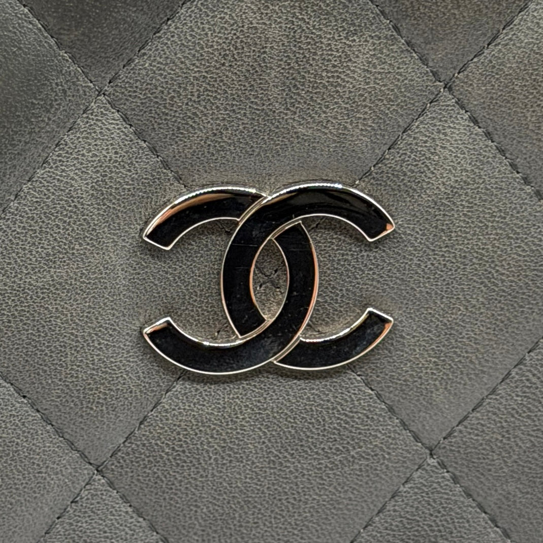 CHANEL シャネル マトラッセ ショルダーバッグ