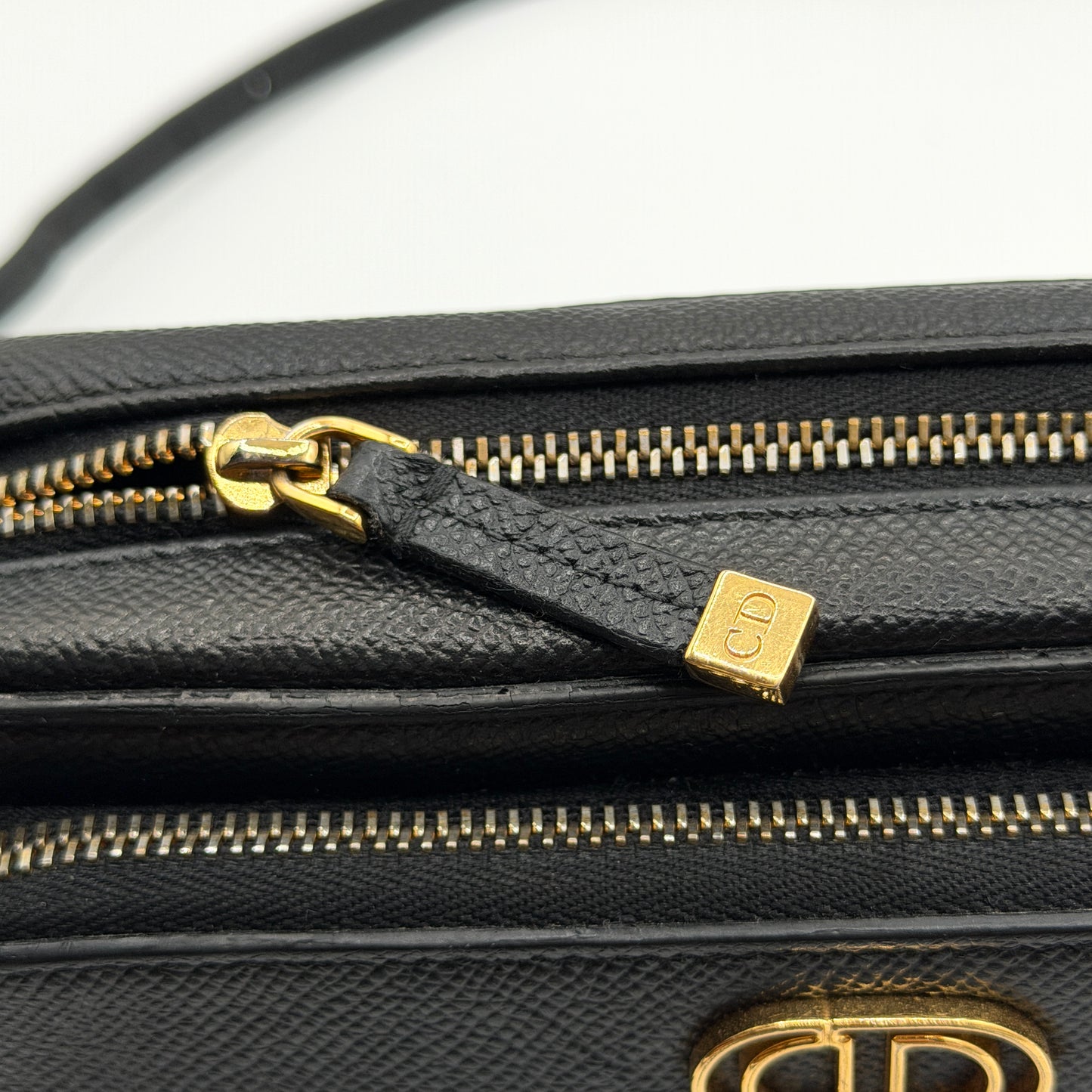 DIOR カロ ショルダーバッグ サフィアーノ