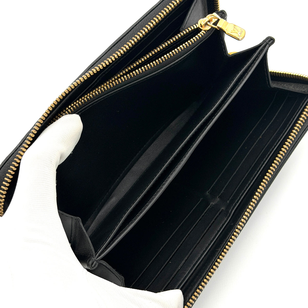 ルイヴィトン 長財布 ジッピー ウォレット クッサン