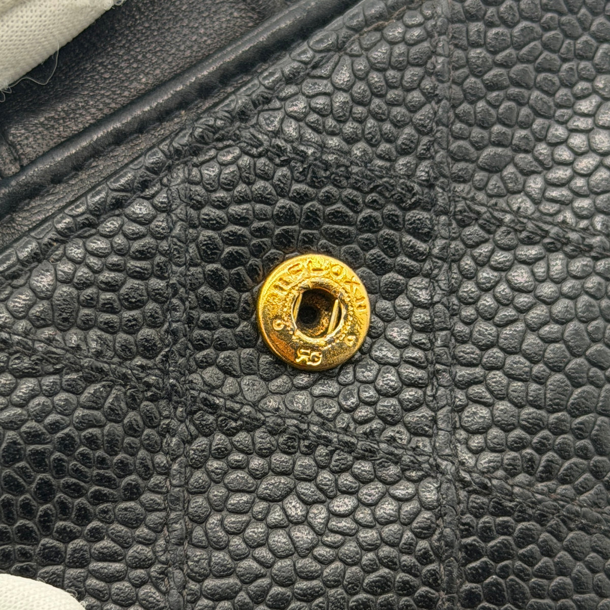 シャネル 折り財布 ビコローレ キャビアスキン Wホック
