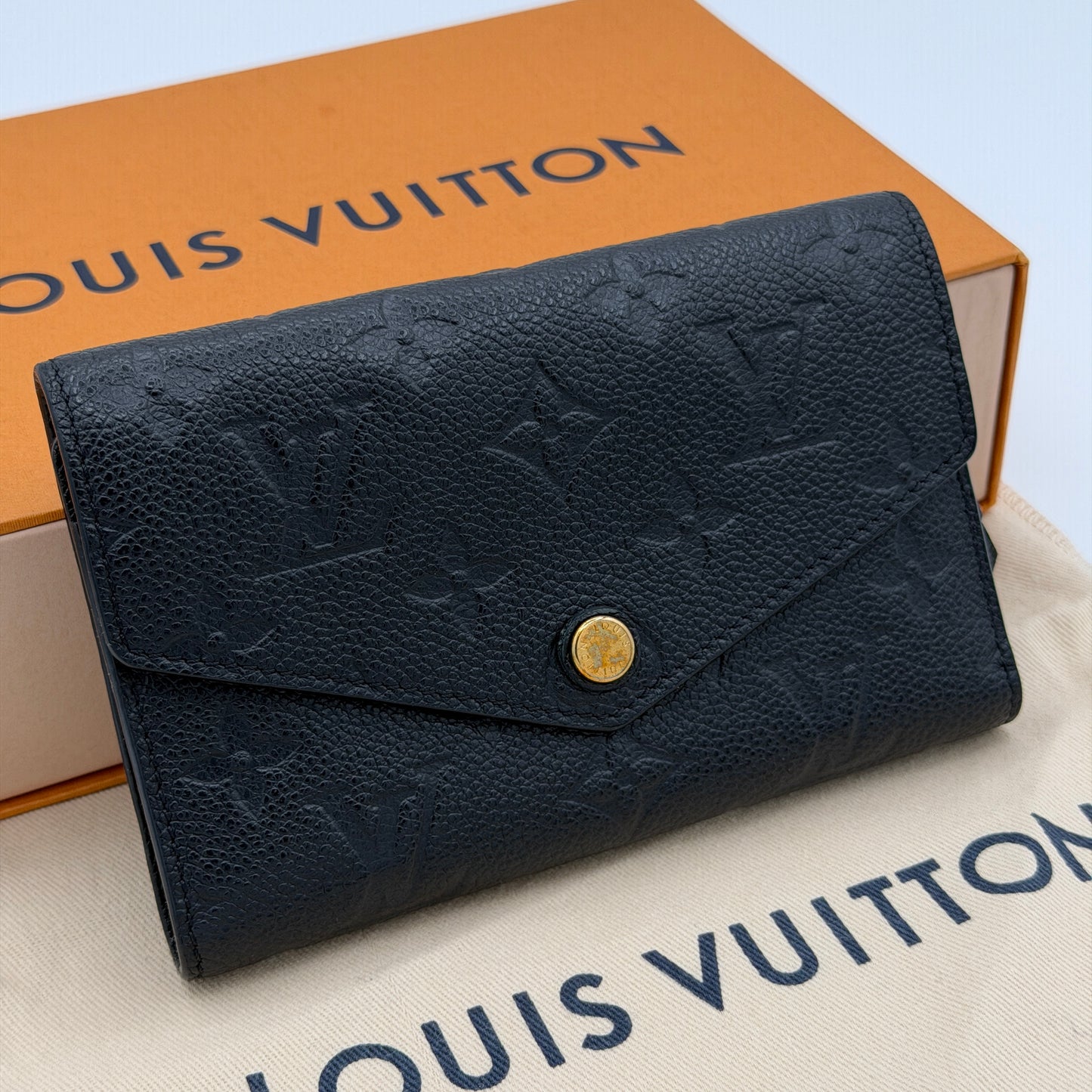 ルイヴィトン 三つ折り財布 ポルトフォイユ キュリユーズ コンパクト