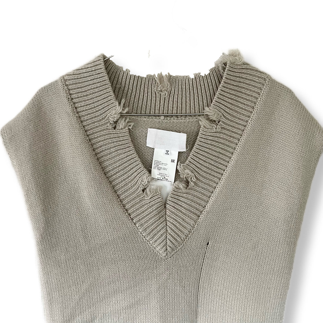 Maison Margiela knit vest with white tag and crash